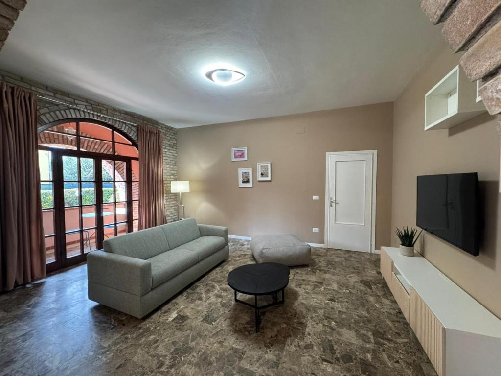 Boutique Apartment with Assisi View and Garden - Villa Gismondo - 5