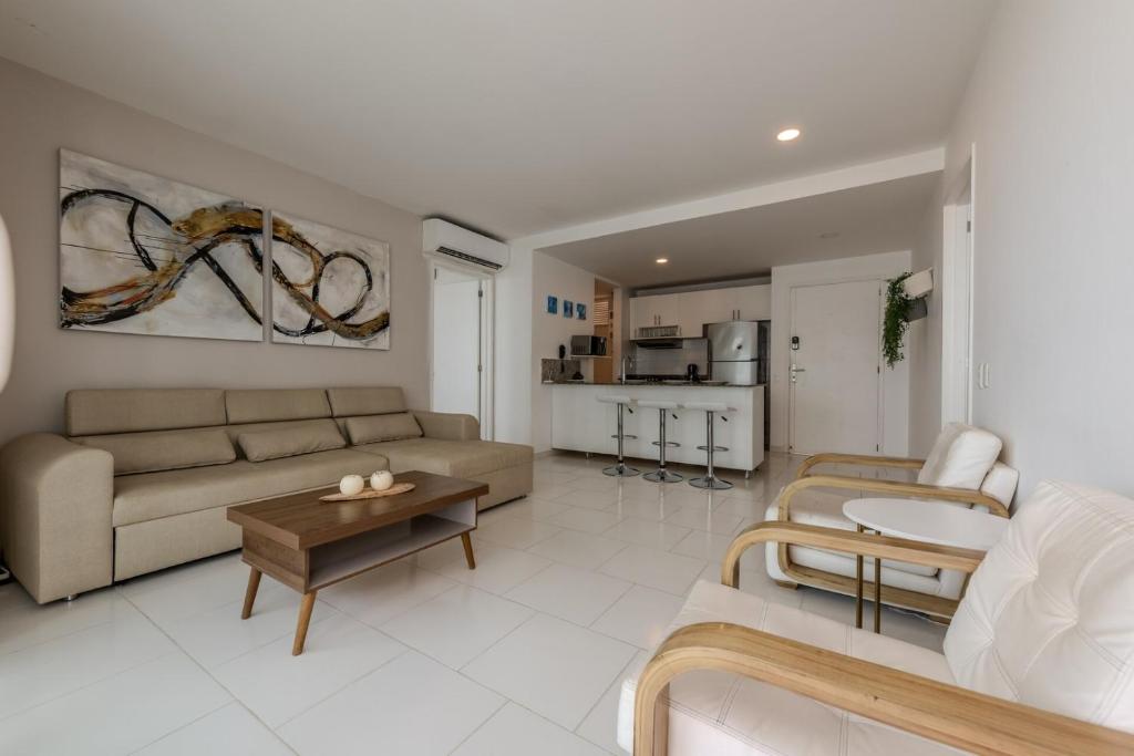 Ocean View & Beach Access – Family-Friendly, Beaut - 2