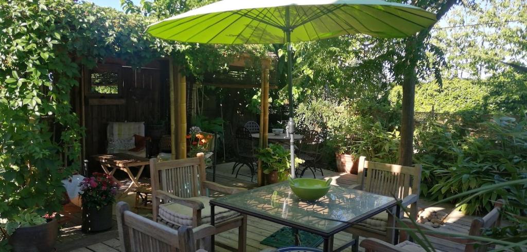 MAISON avec JARDIN ET BASSIN DE BAIGNADE - 5