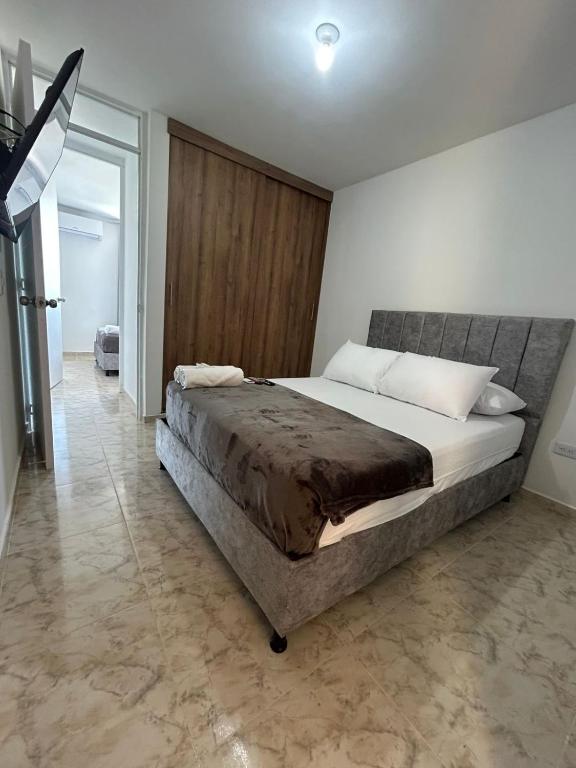 Apartamento al Norte de Valledupar 3 habitaciones todas con aire wifi parqueadero KD Prime Suite - 2