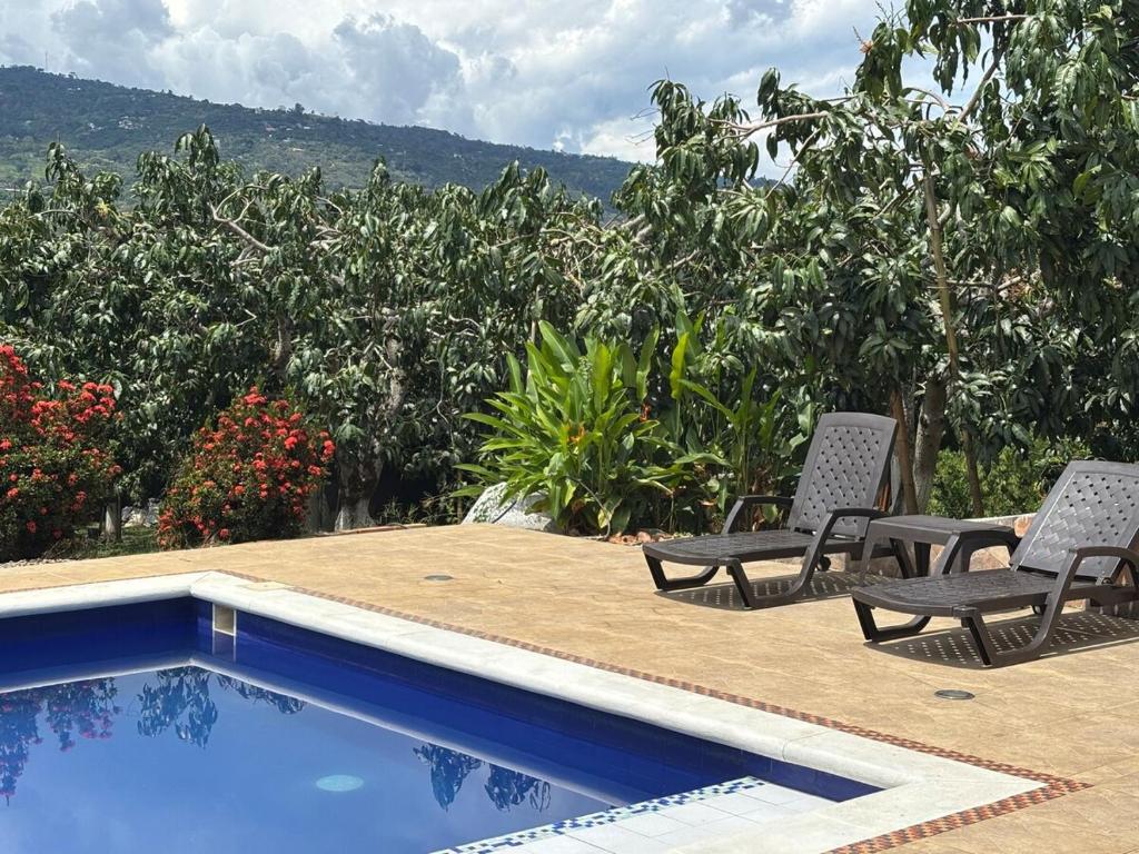 Esenza Pool nature and family stay - 1