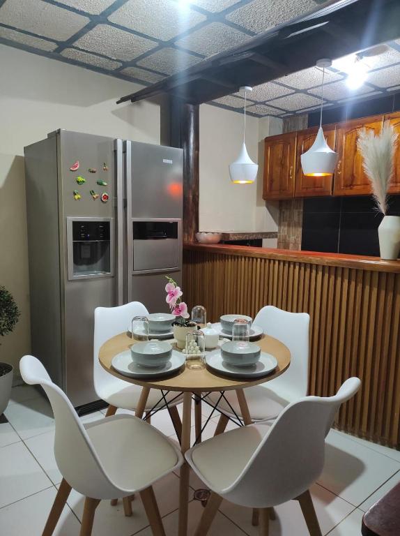 Cenizo's house - apartment in downtown Mindo - 2