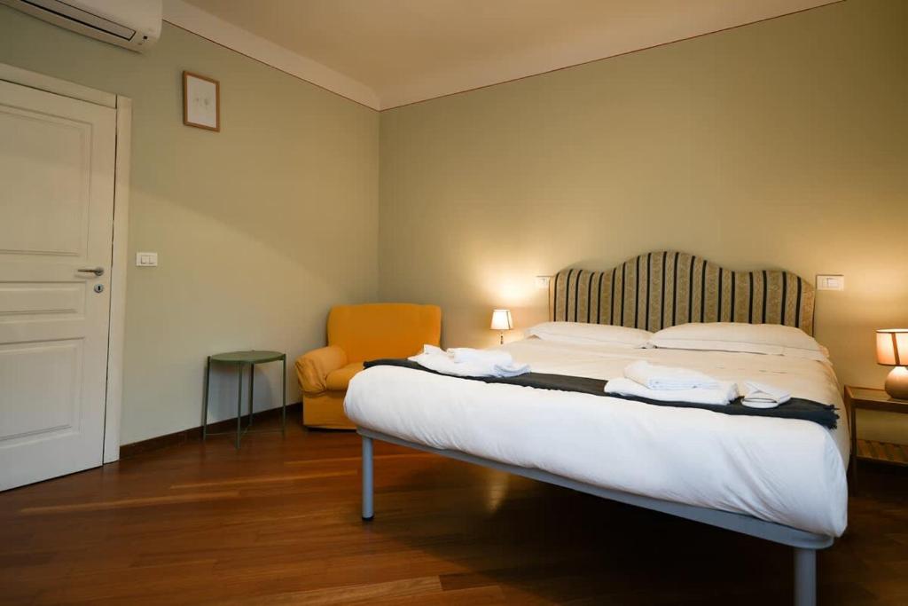 SMN Apartment with Private Courtyard - 3