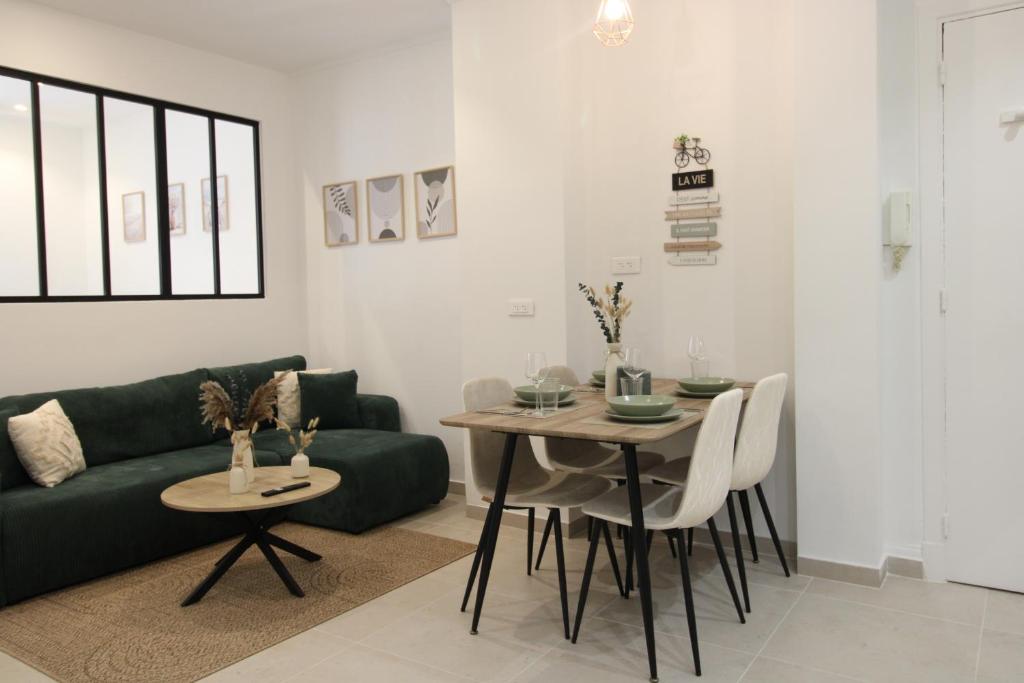 Calm Elegant Apartment in the Heart of Nice - 3