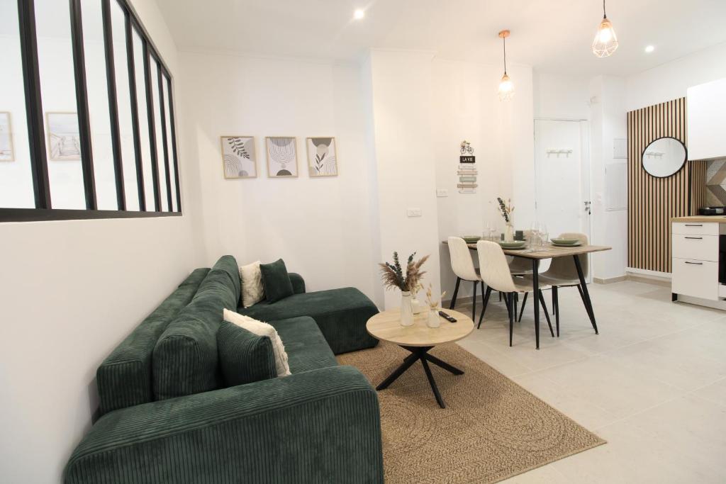 Calm Elegant Apartment in the Heart of Nice - 5
