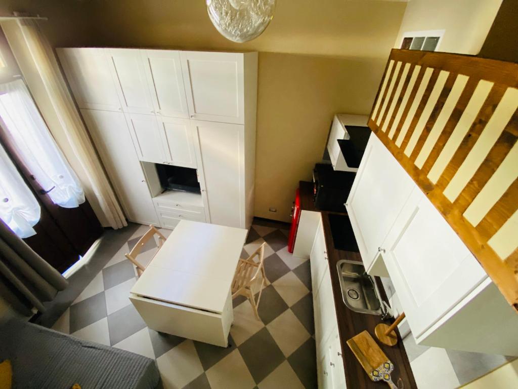 La Crocetta 53 Petite Room - 5
