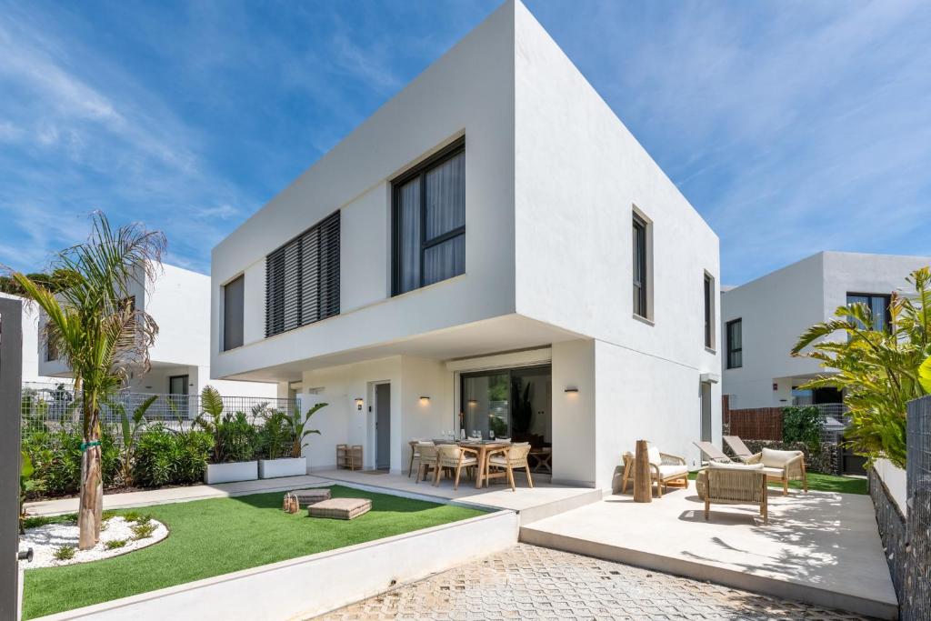 7 - Maison lumineuse avec petite piscine privee - 2
