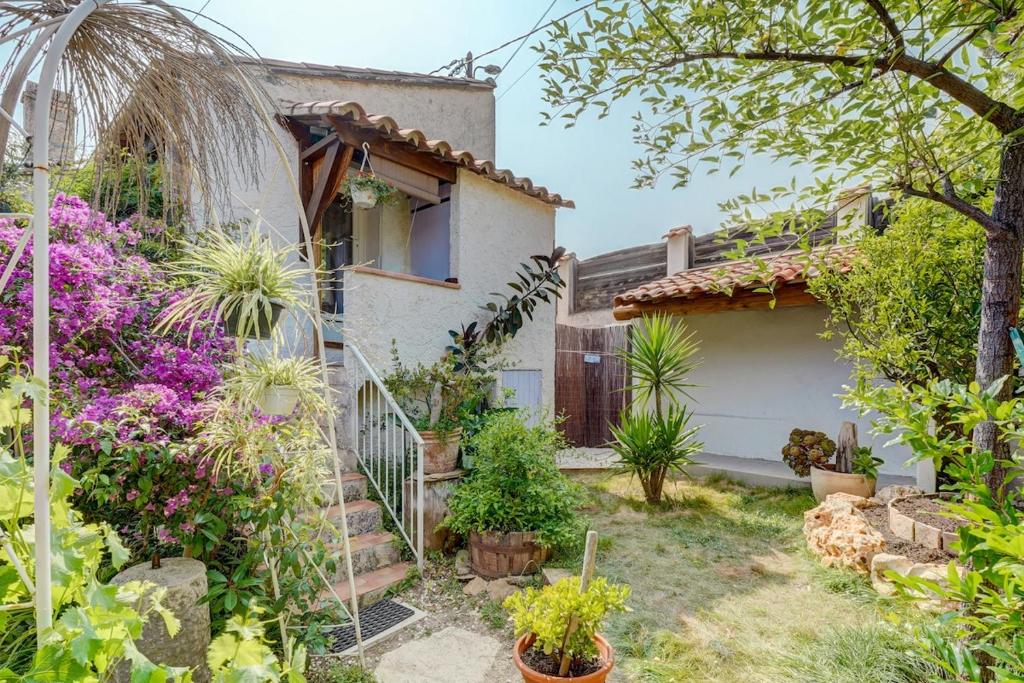 Charmant studio et jardin provencal à Saint-Cyr-sur-mer - 1