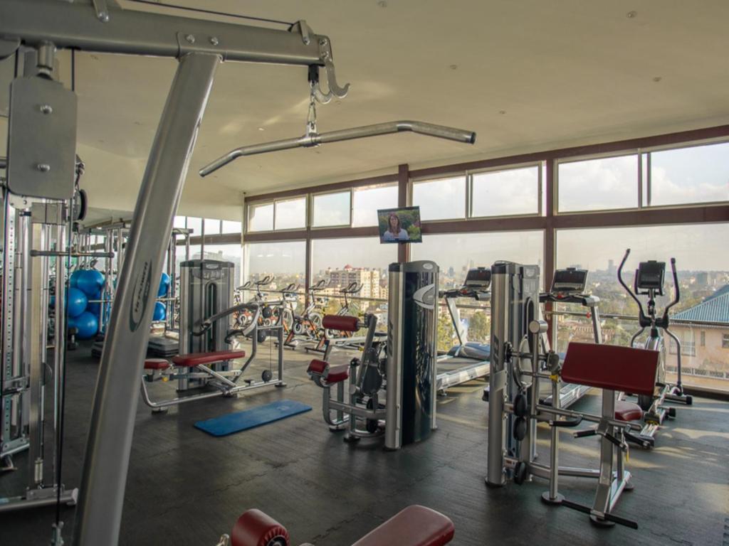 Diamond Plaza Apartments photo