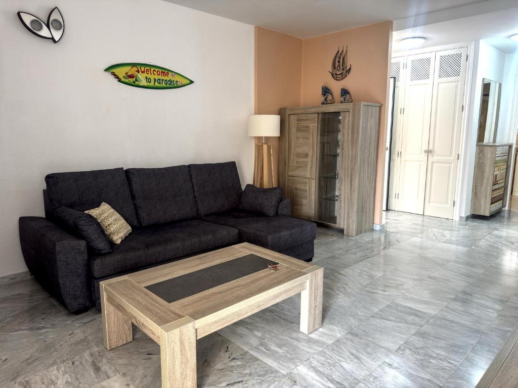 Dinastia B403 by Tenerife Rental & Sales - 2