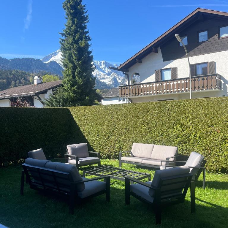 Doppelhaushälfte Zugspitzblick mit privatem Garten - 2