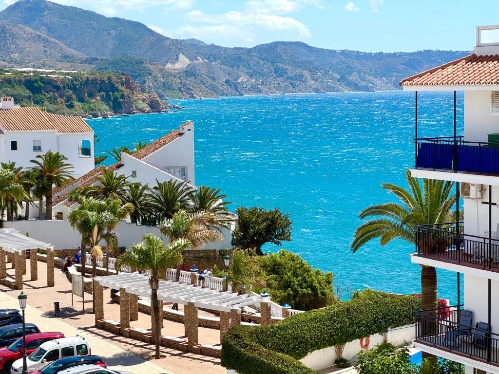 Carabeo Centro Seaview & Rooftop Pool - 1