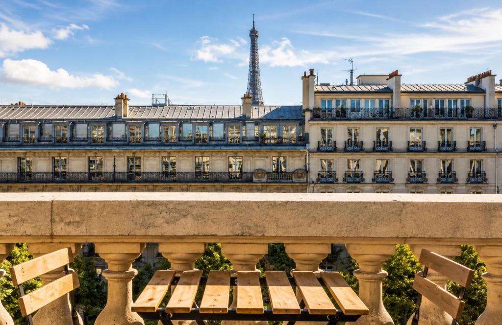 Champs-Élysées Luxury Suite - 5