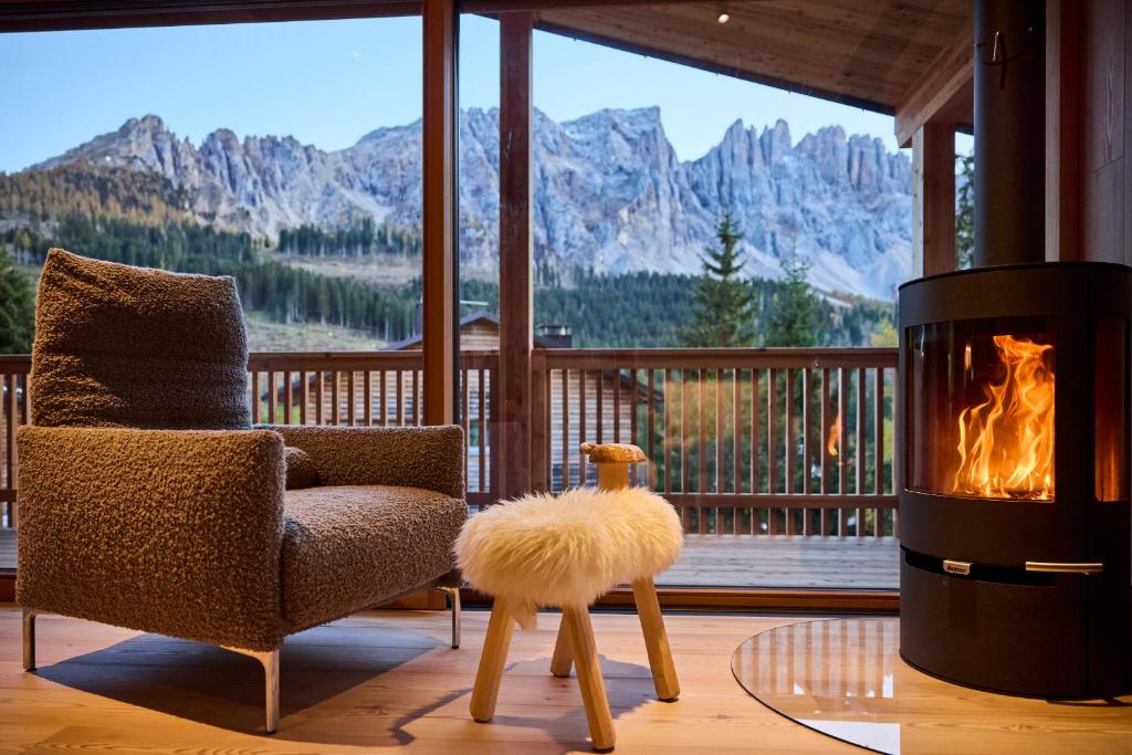 Eagle & Marmot, Carezza Dolomites - 1