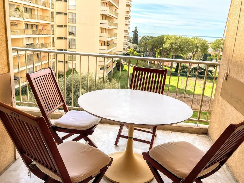 Dans belle résidence appartement 6 personnes piscine et tennis - 5