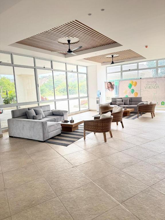 Nuevo y moderno apartamento cerca al mar 3 habitaciones 2 baños estacionamiento gratis wifi alta velocidad capacidad 6 personas - 5