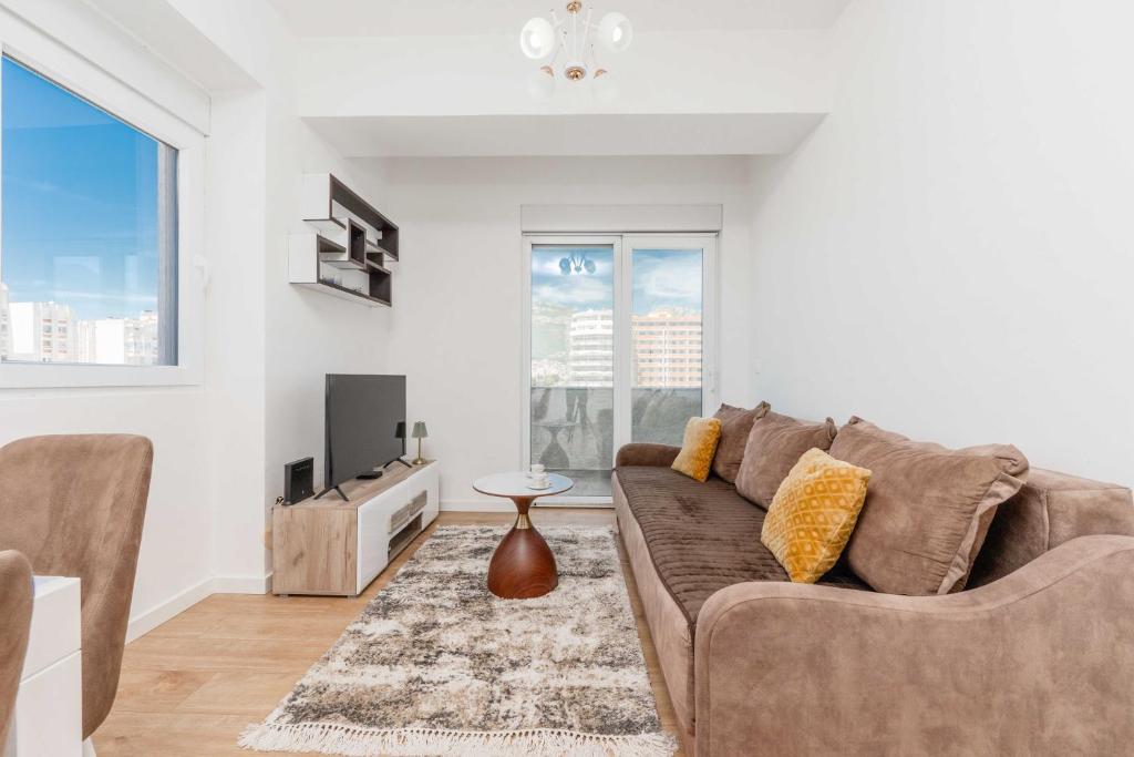 Zuzi Apartment - 4