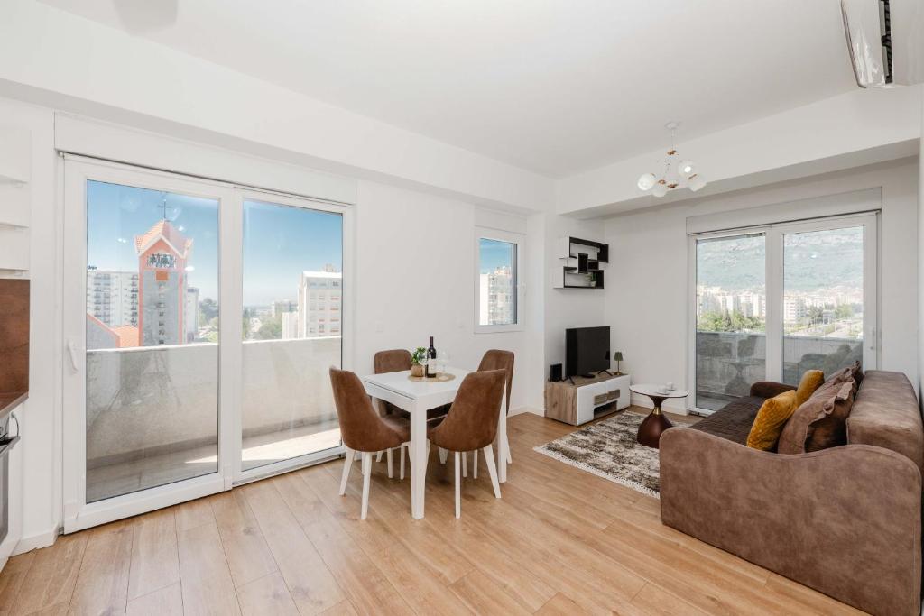 Zuzi Apartment - 1