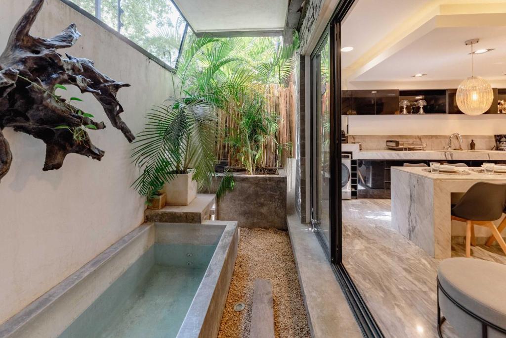 Stylish 3BR Retreat in Serene Luxury Setting - 4