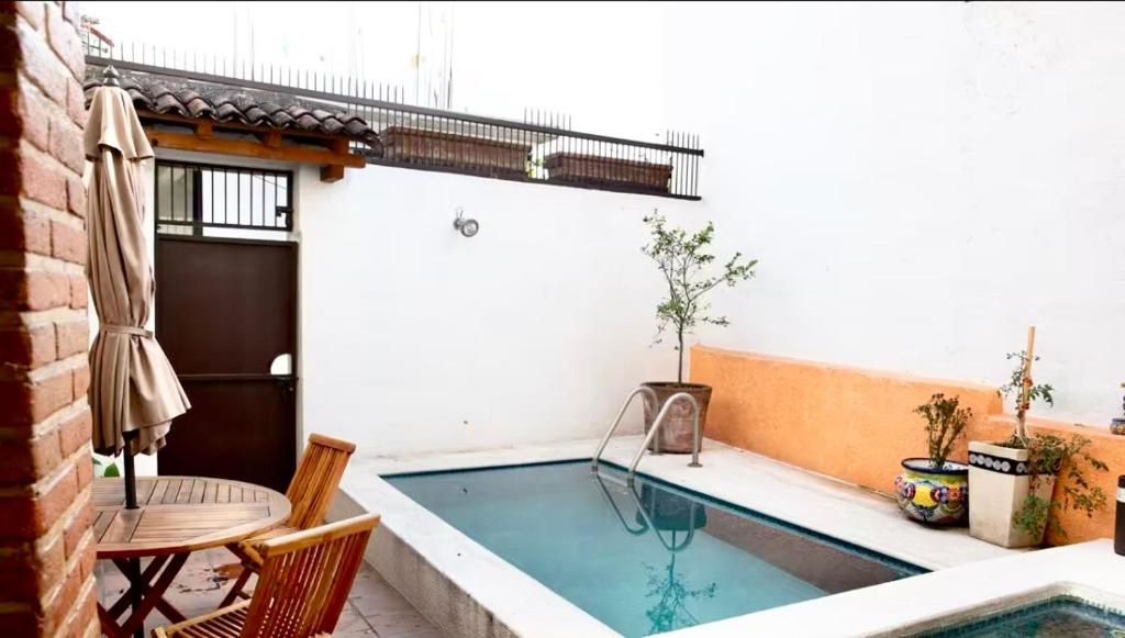 House downtown 4bedrooms, 3Bathrooms, with pool, jacuzzi and views - 4