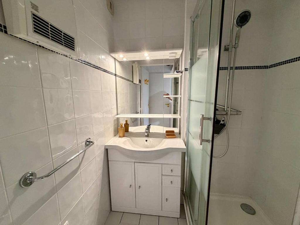 Studio cabine climatisé, vue exceptionnelle - FR-1-388-255 - 4