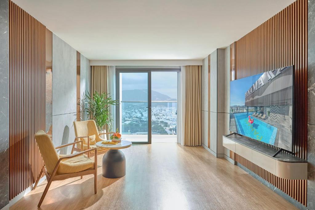 PANAMA Nha Trang Hotel hotel in Nha Trang Vietnam rooms location facilities photo 1