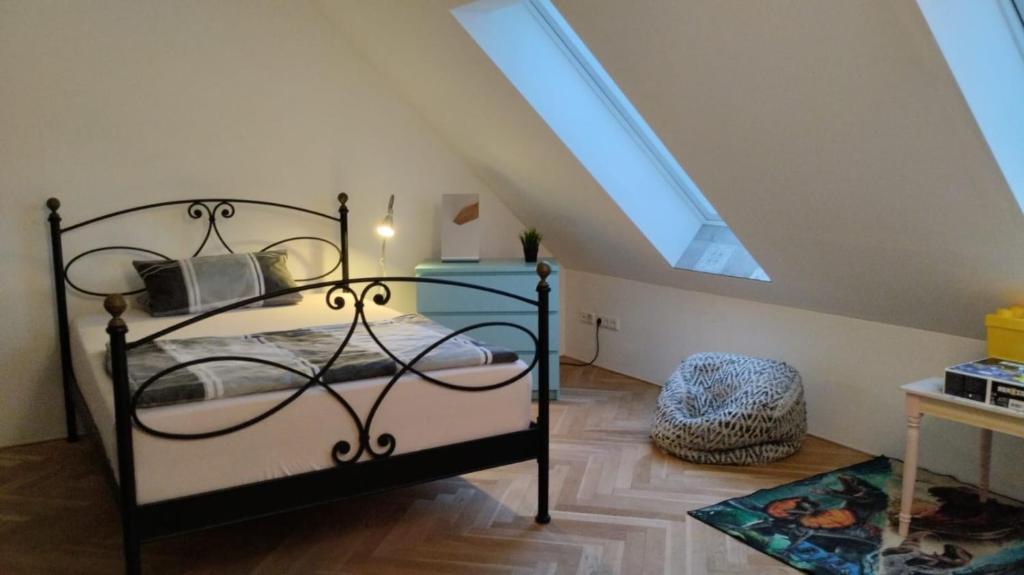 Exklusive Maisonetten Wohnung mit Gartenzugang - 3