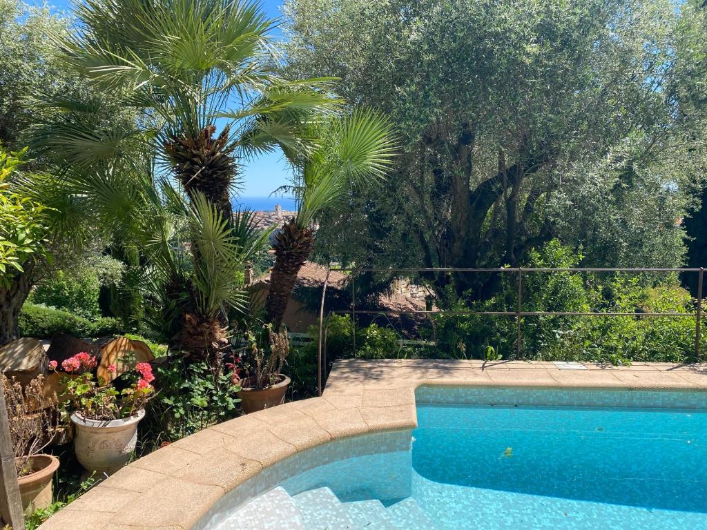 La Bastide Matisse - Piscine et vue panoramique - 2
