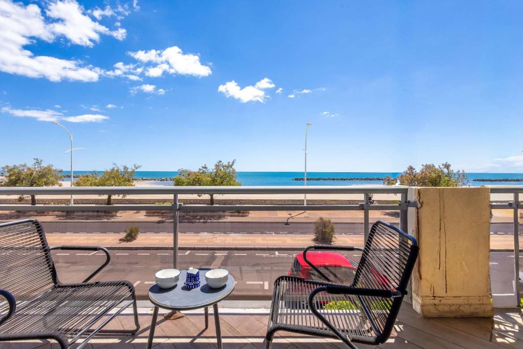 Valras-Loc Sablon - T4 Front de Mer avec Balcon - 3