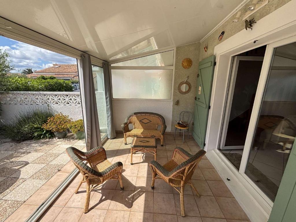 Maison 3 pièces mezzanine 5 couchages PORT LA NOUVELLE PN200-070 - 1