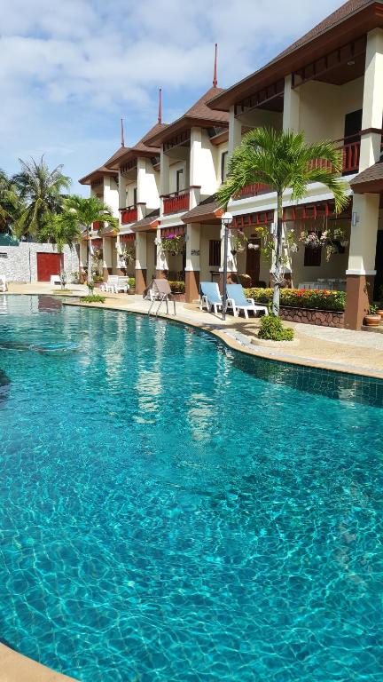 Organgrinder Thai Paradise South photo