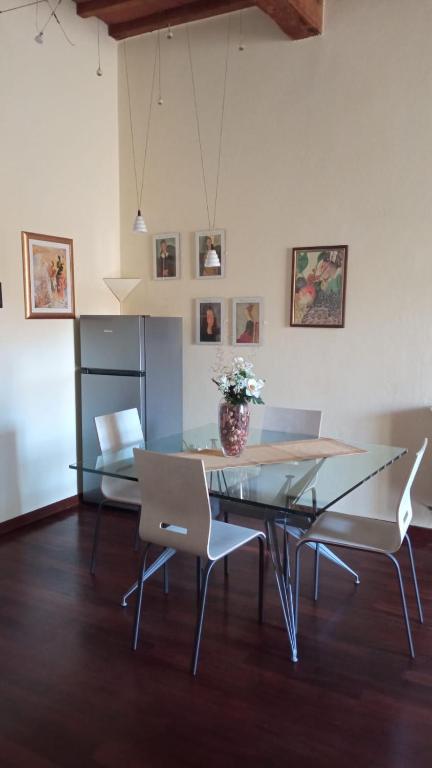 CASA in PIAZZA nel centro storico a due passi dagli imbarchi - 5