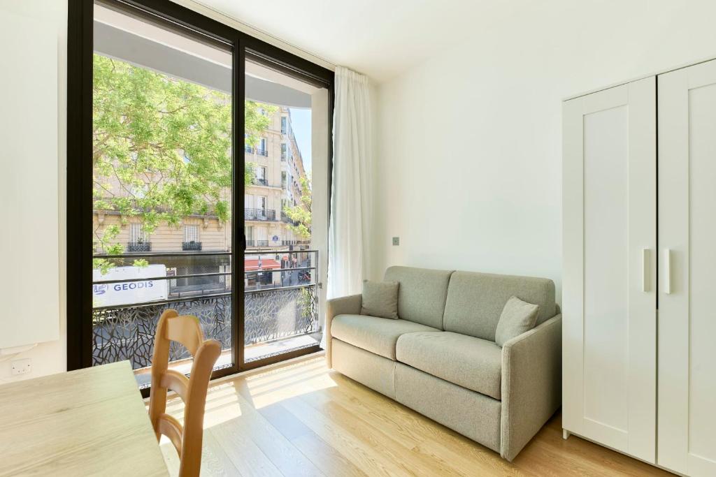 Auteuil 16e Studio lumineux & épuré géré par Mey Agency - 4