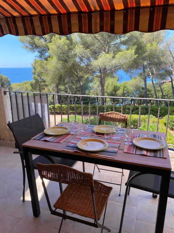 Appartement sur la corniche 4 personnes vue mer Boulouris St Raphael - 4