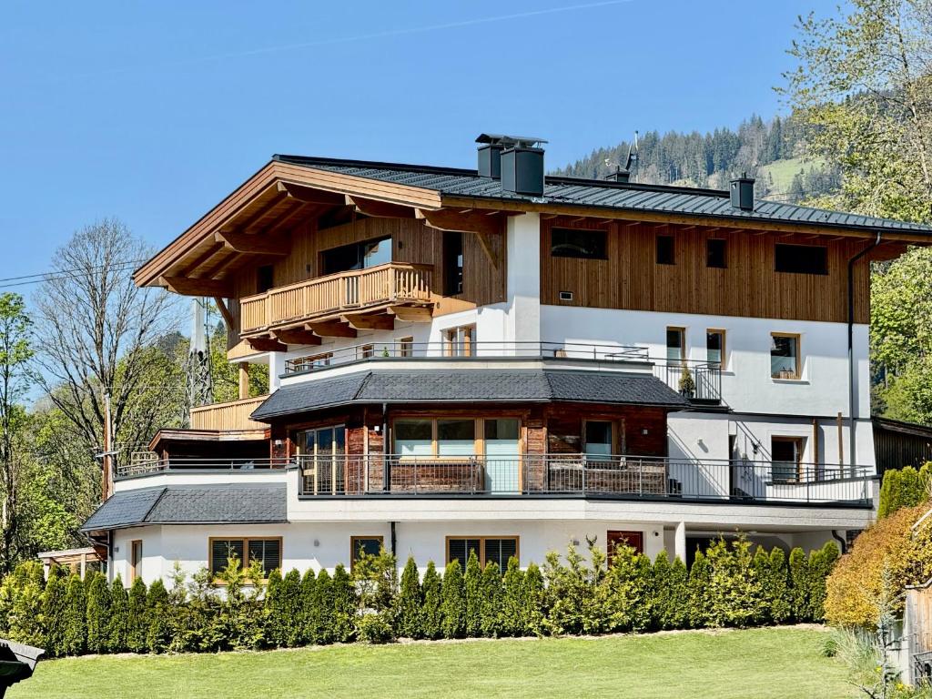 Luxus Ferienwohnung Almhütte - 5