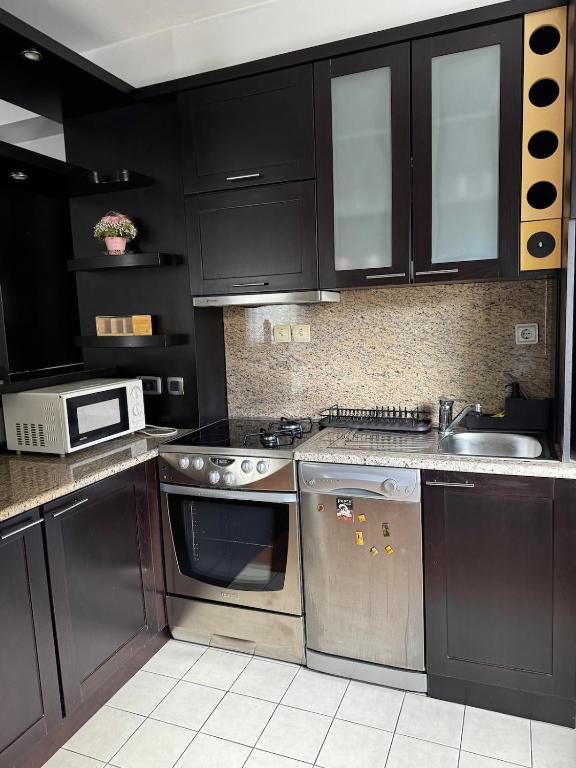 Hellanis Residence - 5