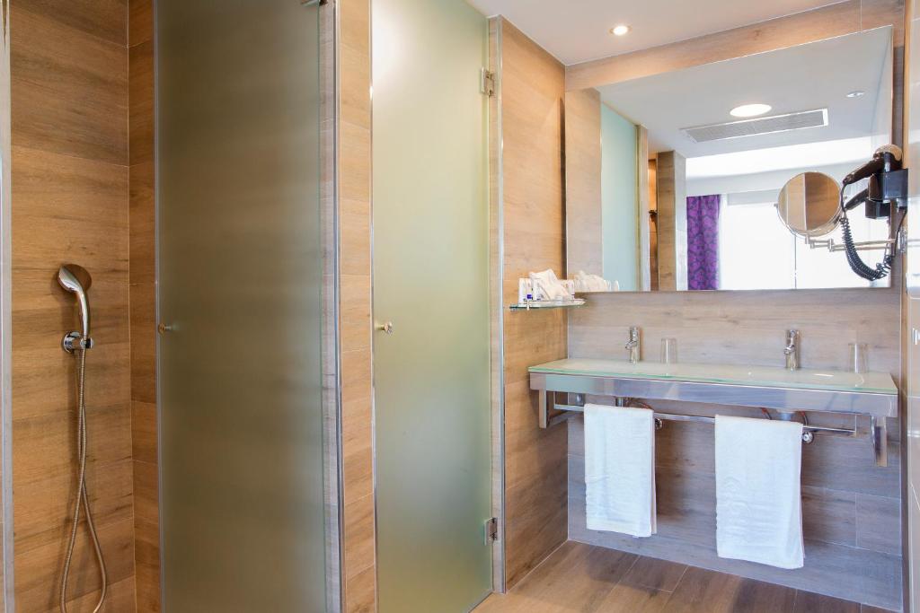 Mar Hotels Playa de Muro Suites — Hotel rooms in Playa de Muro, Balearic Islands