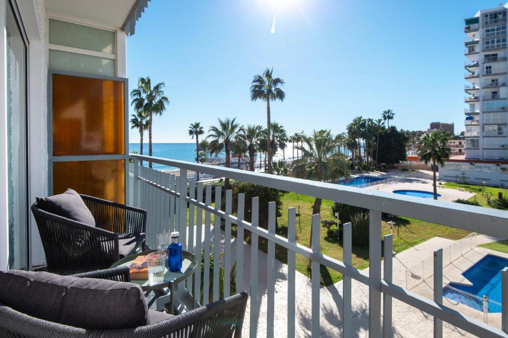 Beach Front Apartment Benalmadena - 2