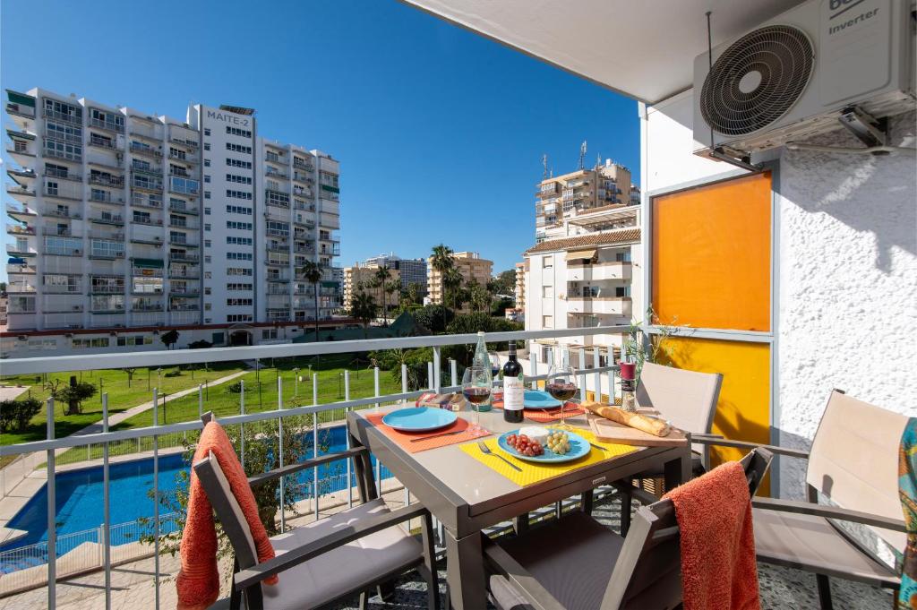 Beach Front Apartment Benalmadena - 5