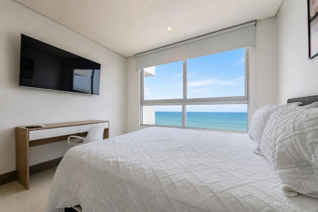 Spectacular apt with Ocean View, 28th Floor! - 1