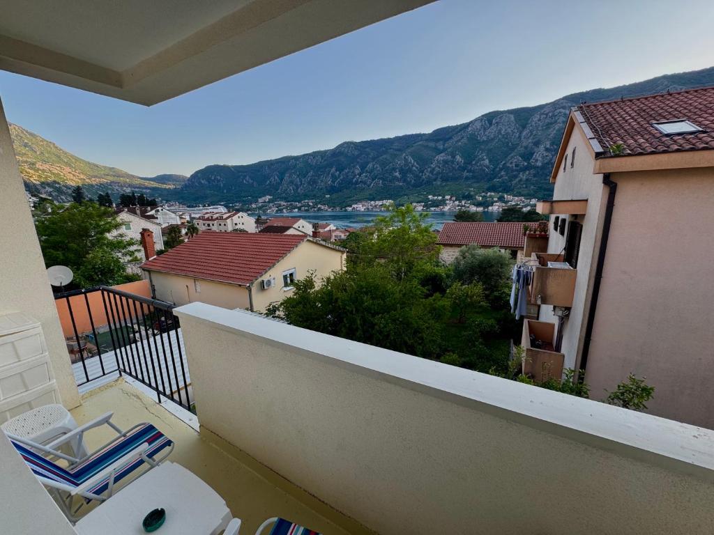 Cozy Sea View Apartment Dobrota - 2