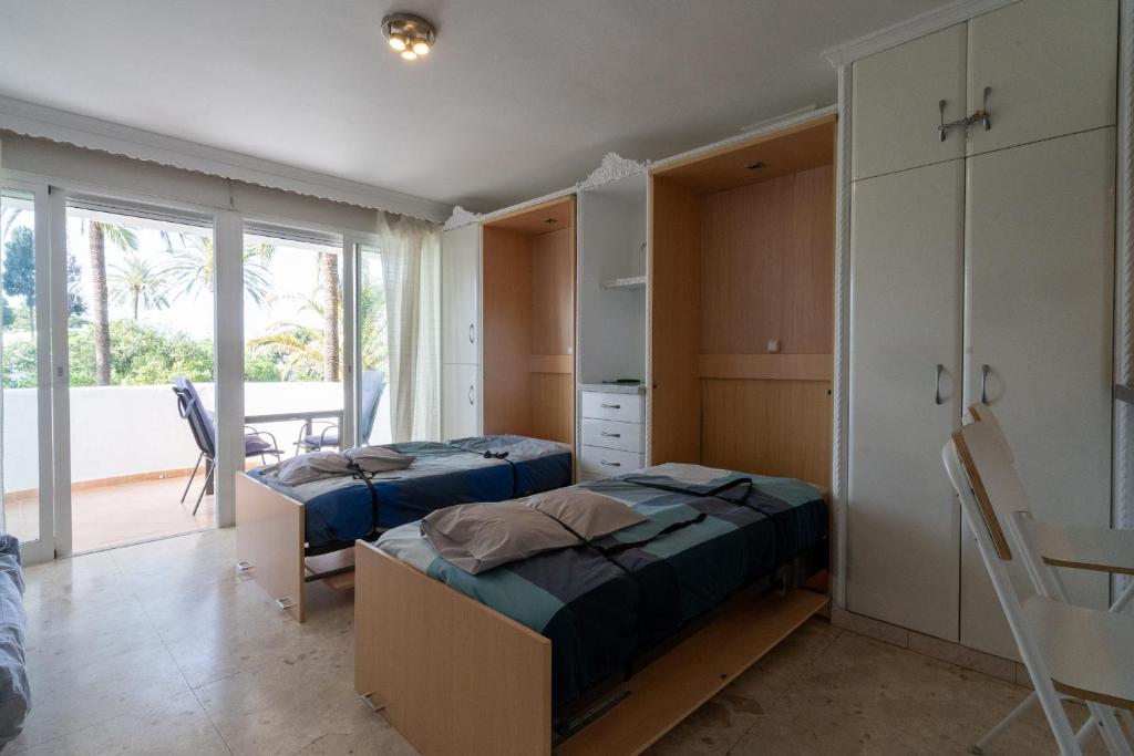 Coronado Studio Marbesa - 3