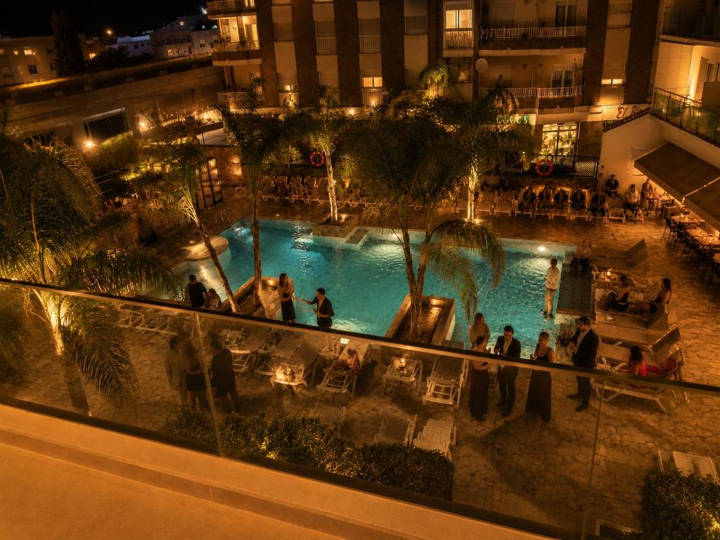 Hotel la Palmera & Spa — Swimming pool in Lloret de Mar, Catalonia