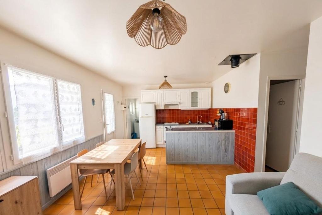 Chaleureuse maison tout proche des commerces - 2
