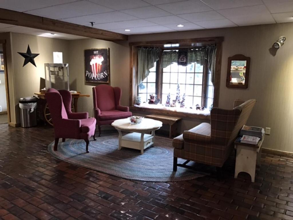 The Country Inn of Lancaster photo