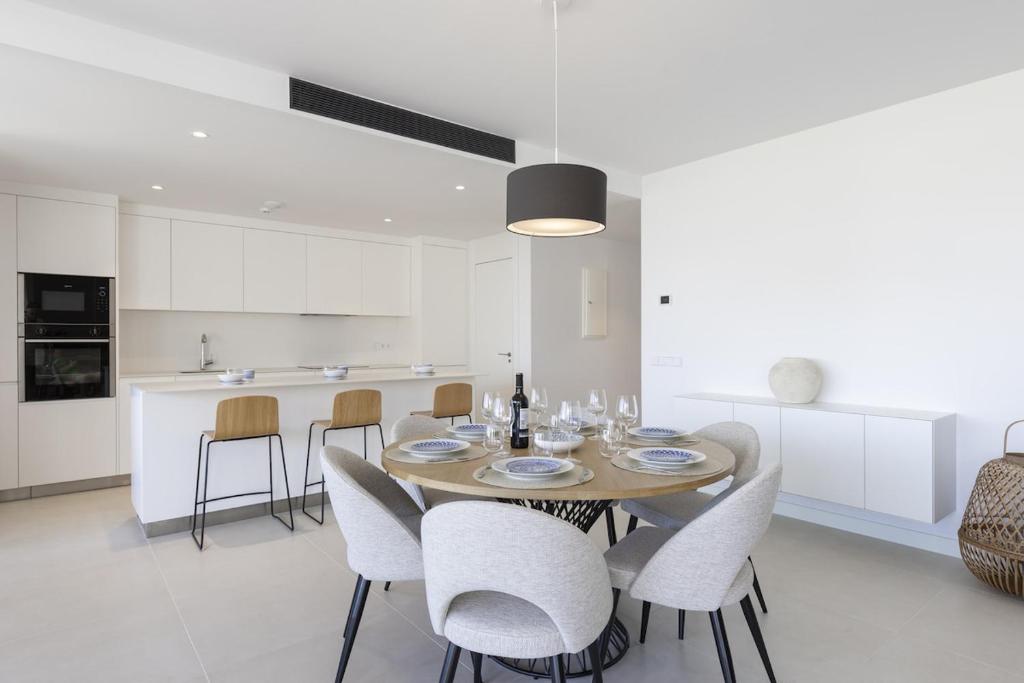Exclusive 3-bedroom Apartment in Higueron - 5
