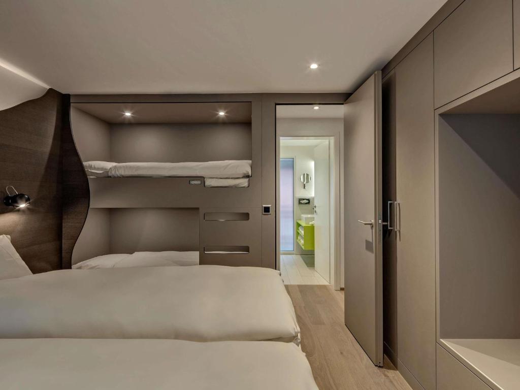 Royal St. Georges Hotel Interlaken - MGallery Collection — Hotel rooms in Interlaken, Bern