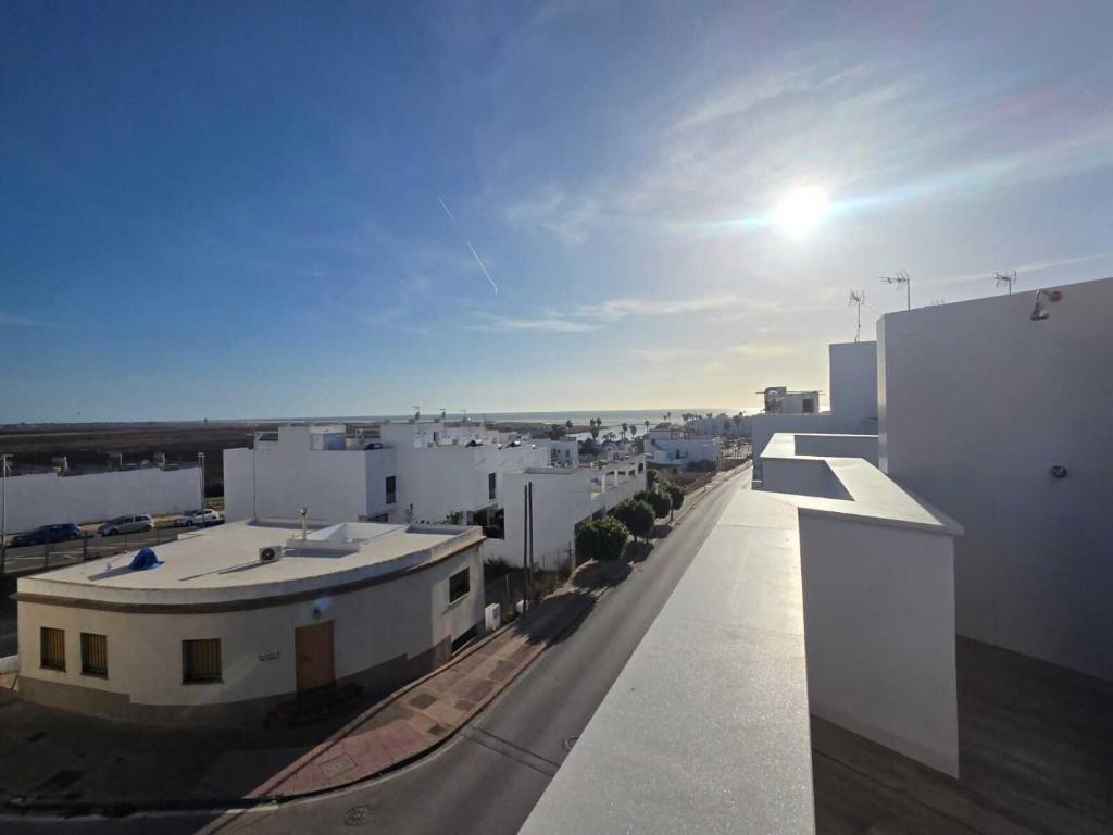 Bonito apartamento moderno con terraza privada - 4
