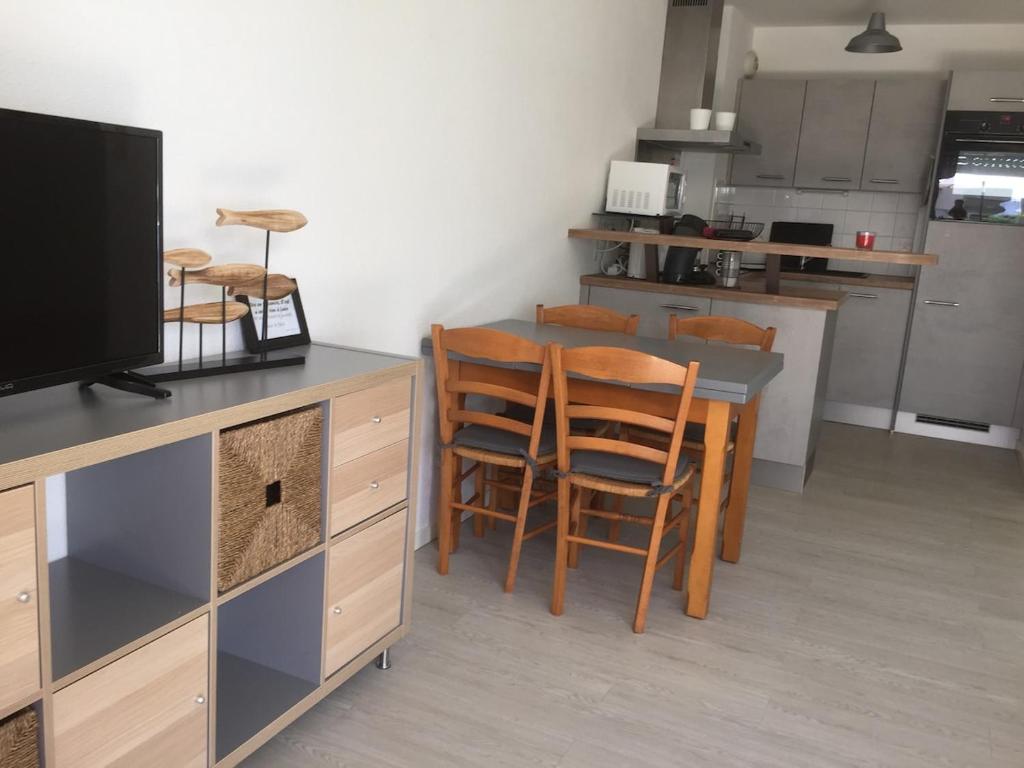 Blandine, 2 rooms, terrace, pools - 3
