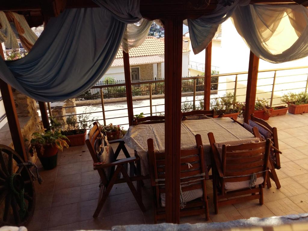 Magda Studios, Skala Marion